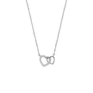 Collar de plata con corazón