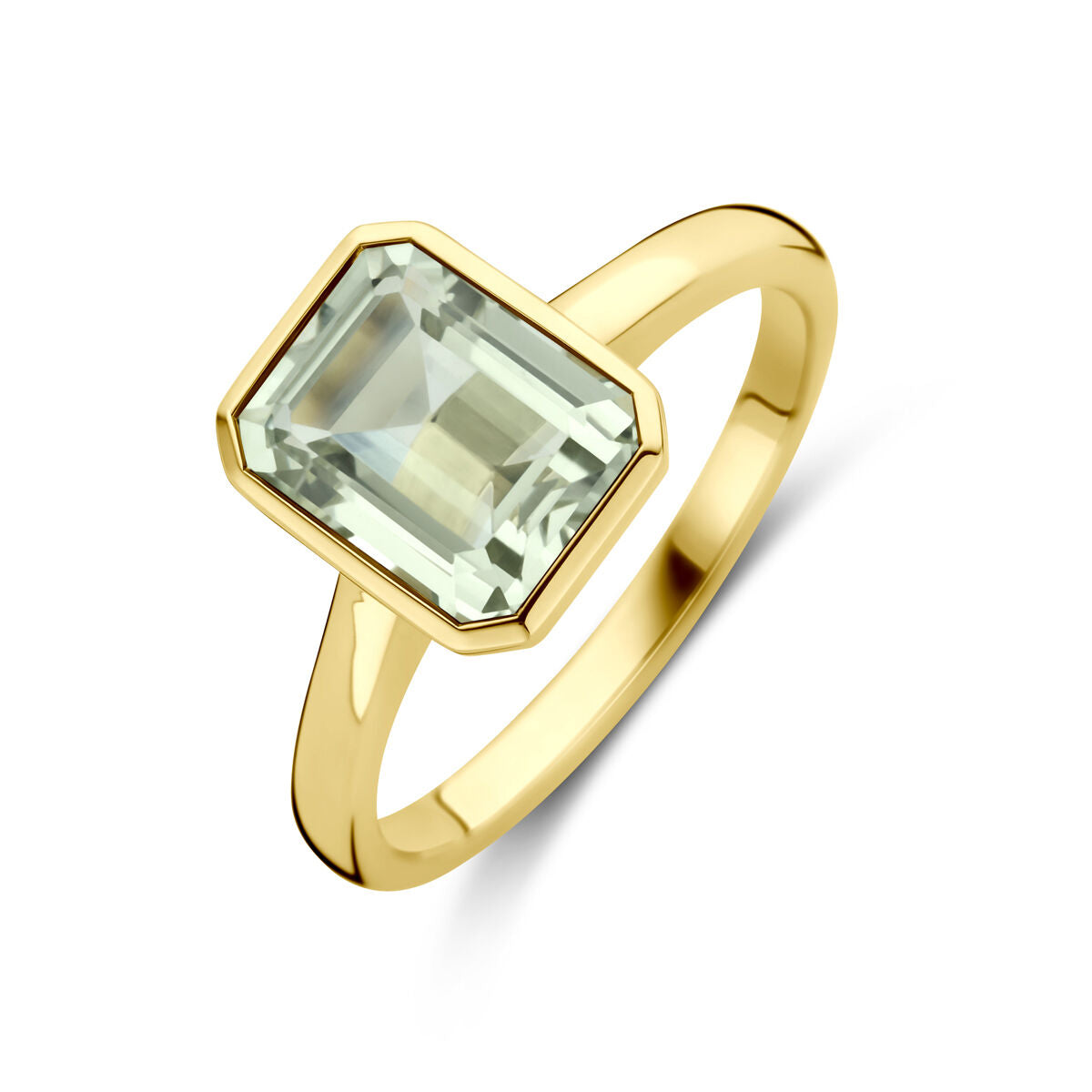 Anillo de oro amarillo de 14 quilates con piedra verde de amatista en forma rectangular.