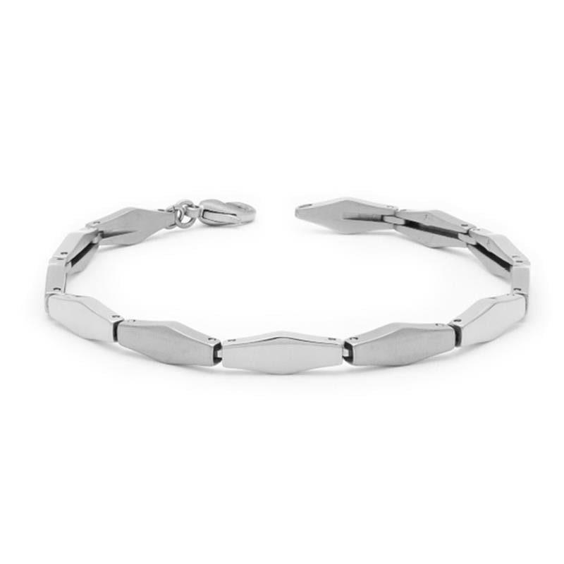 Pulsera de titanio plateada con eslabones rectangulares y cierre de langosta.