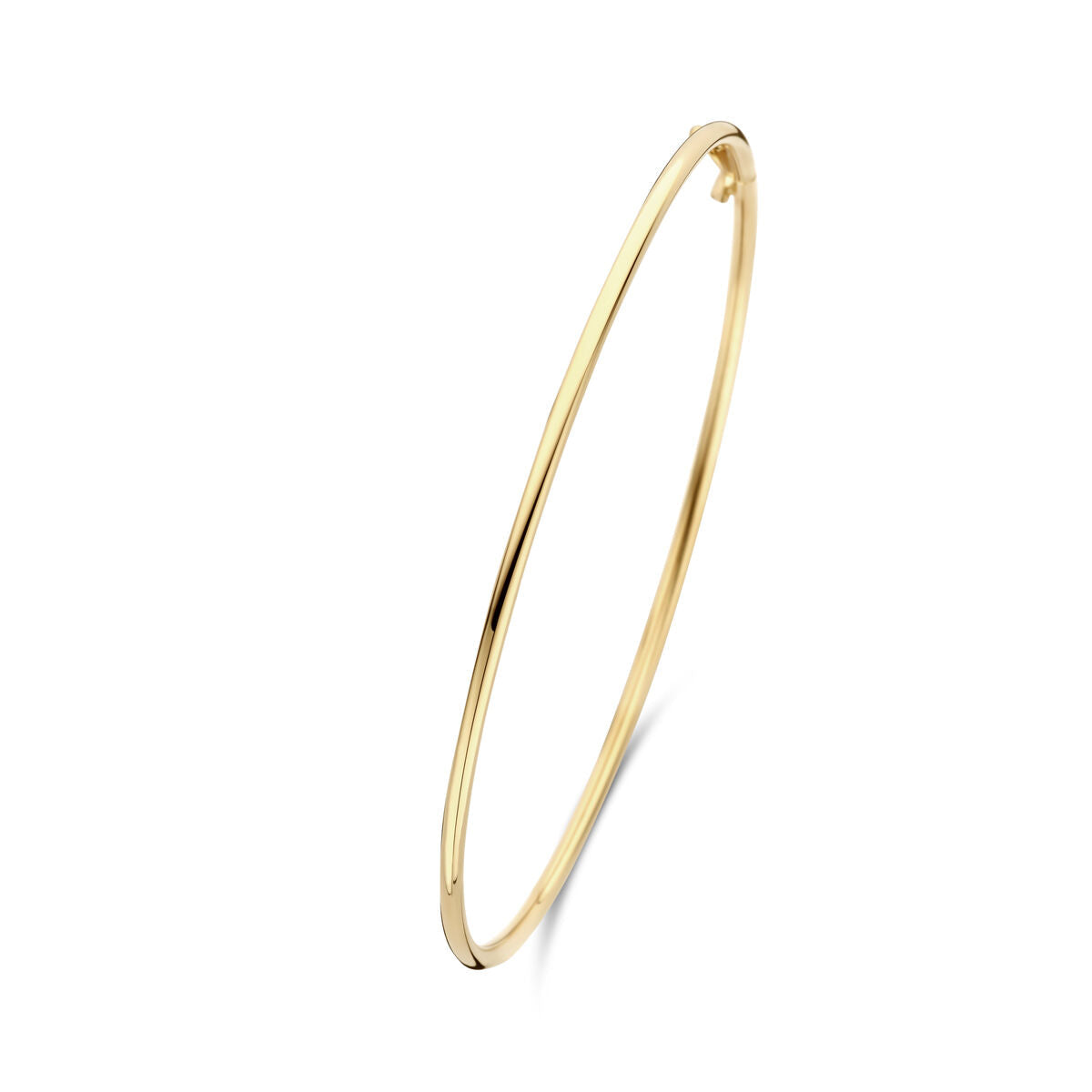 Brazalete dorado de 14 quilates, forma tubular redonda de 1,8 mm, diámetro de 60 x 55 mm.