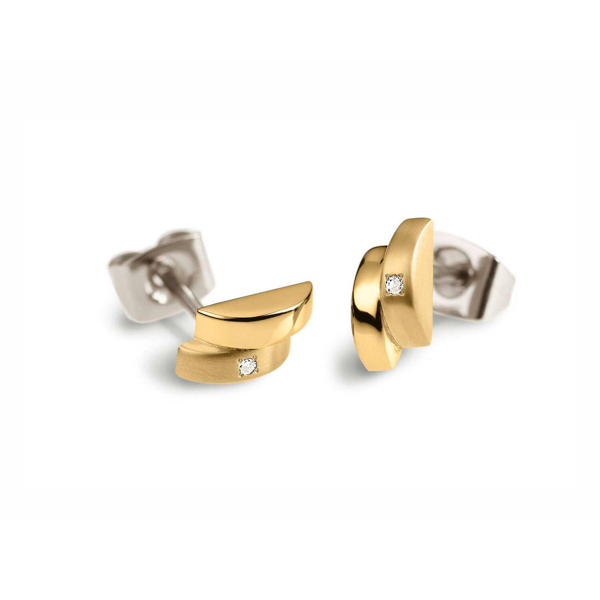 Pendientes de titanio con diseño en dos tonos, dorado y plateado, y un pequeño diamante.