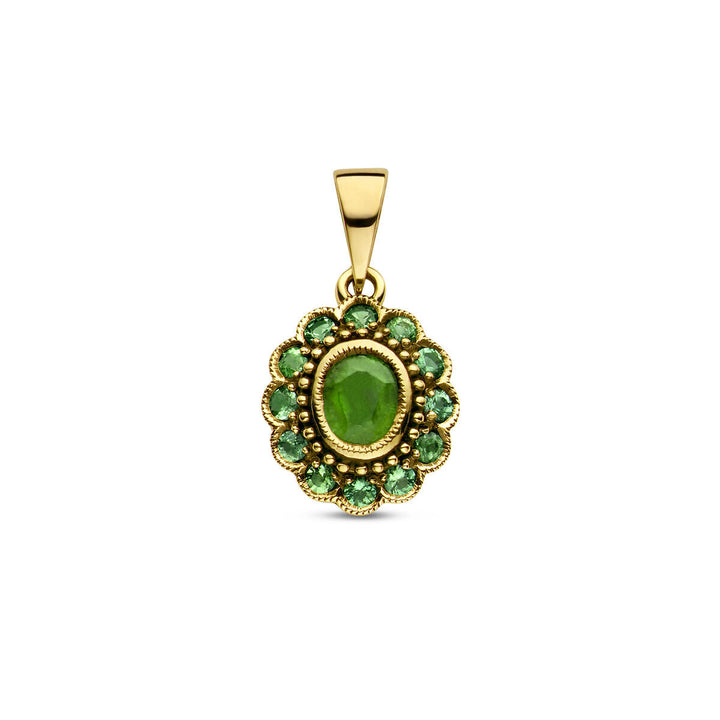 De hanger smaragd 14K geelgoud van de Van der Kooij Collectie heeft een klassiek bloemmotief met een ovale smaragd en kleinere ronde groene stenen, afgewerkt met een gepolijste gouden borg.