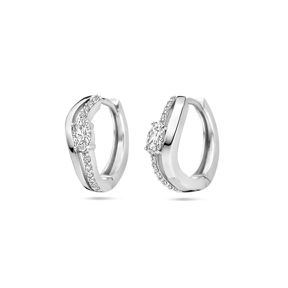Pendientes de aro de plata rodiada de 14,5 mm con circonitas brillantes.