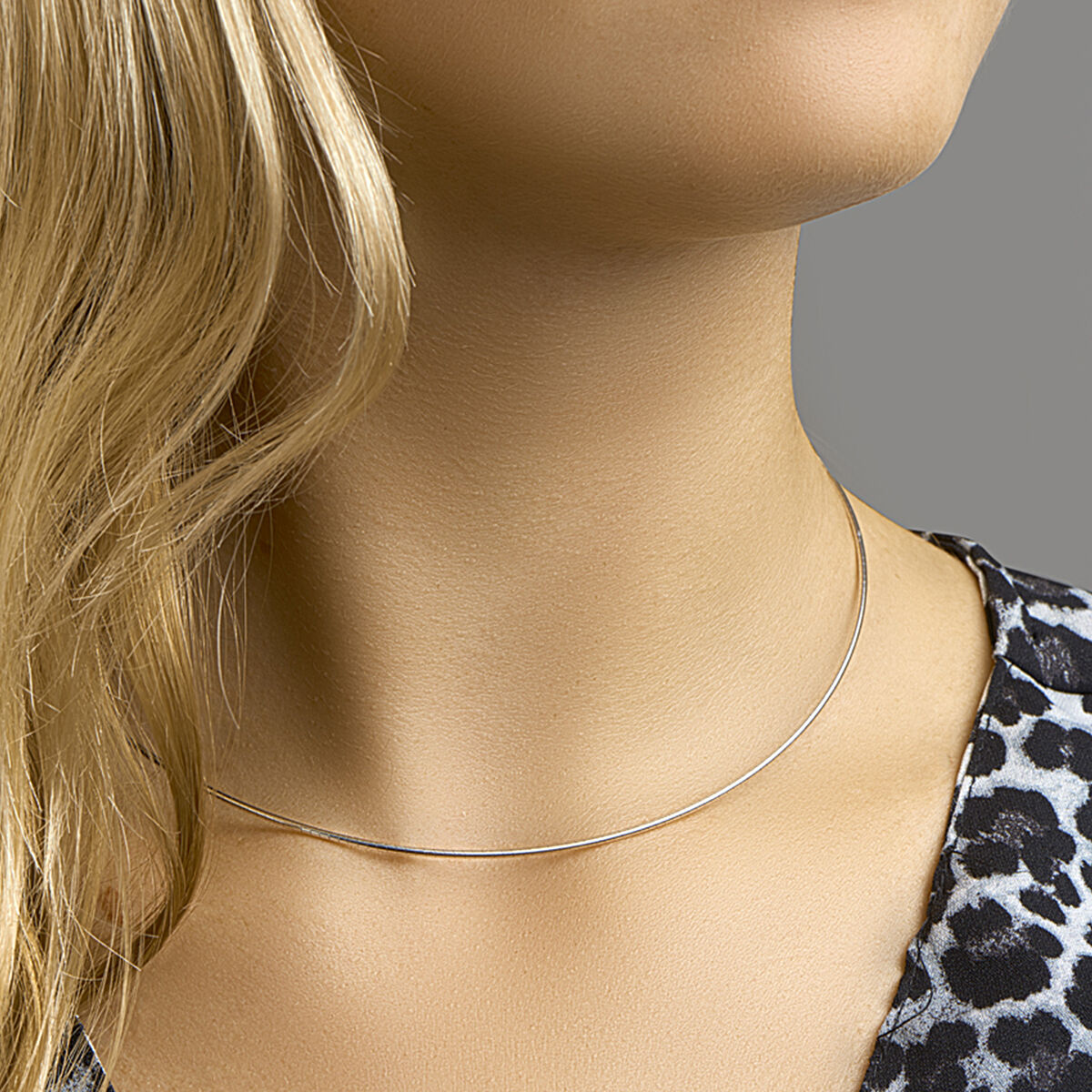 collar omega redondo 1,4 mm plata rodiado