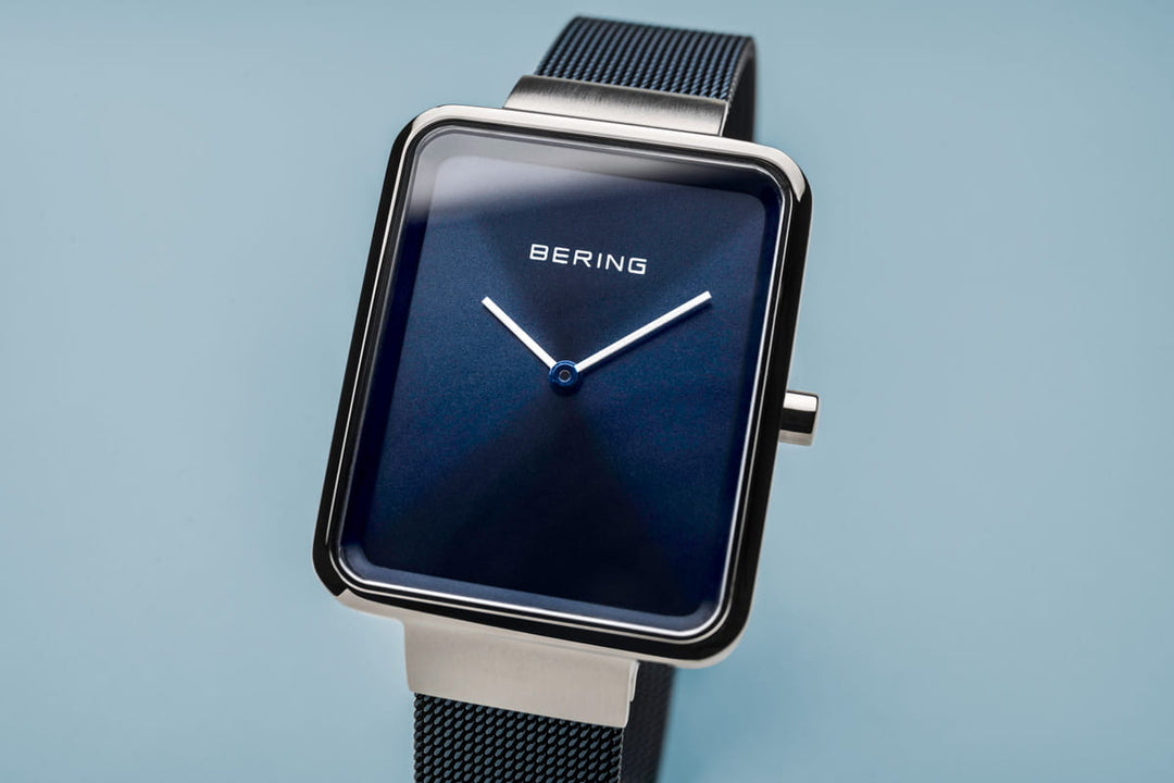 Bering dames horloge blauwe wijzerplaat - 14528-307