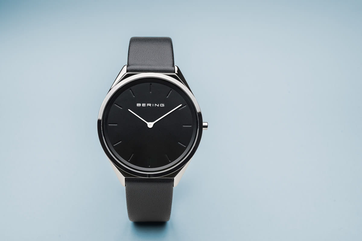 reloj unisex esfera negra - 17039-402