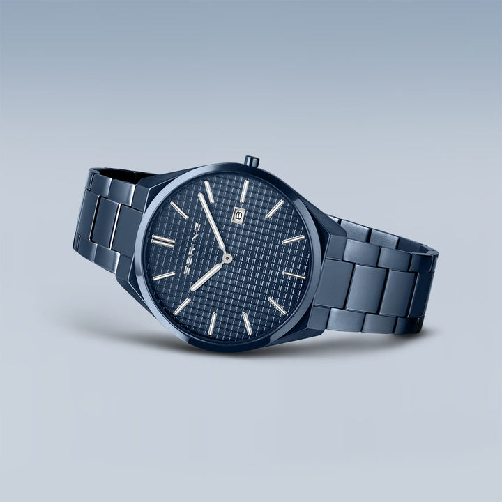 Bering heren horloge blauwe wijzerplaat - 17240-797