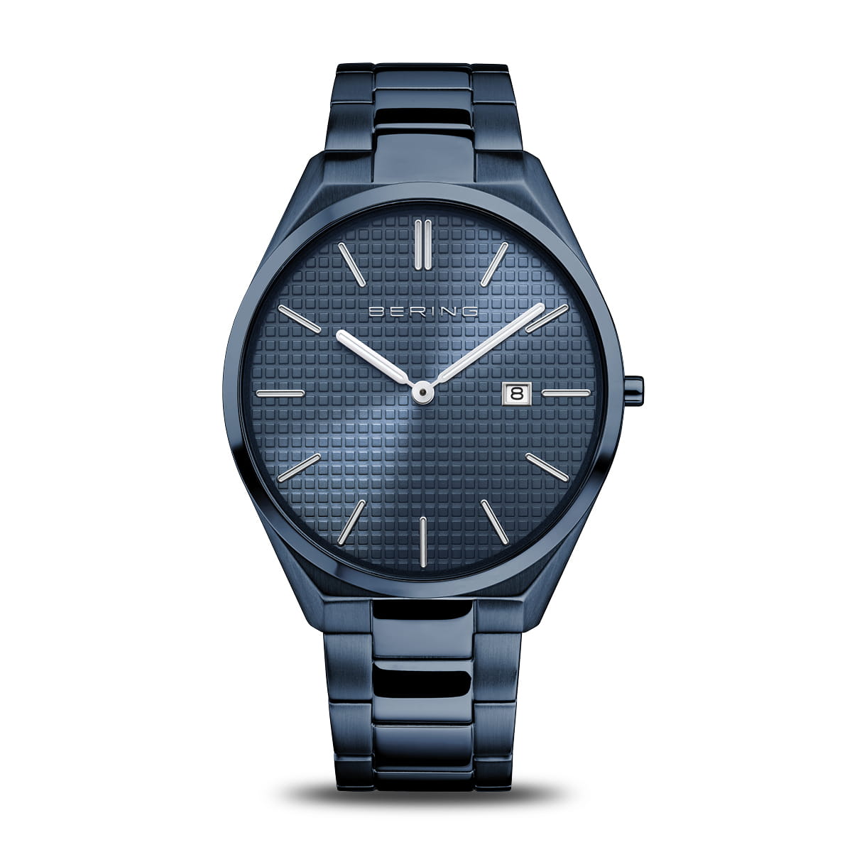 Reloj de hombre Bering con esfera azul, caja y pulsera de acero inoxidable, diseño moderno y elegante.