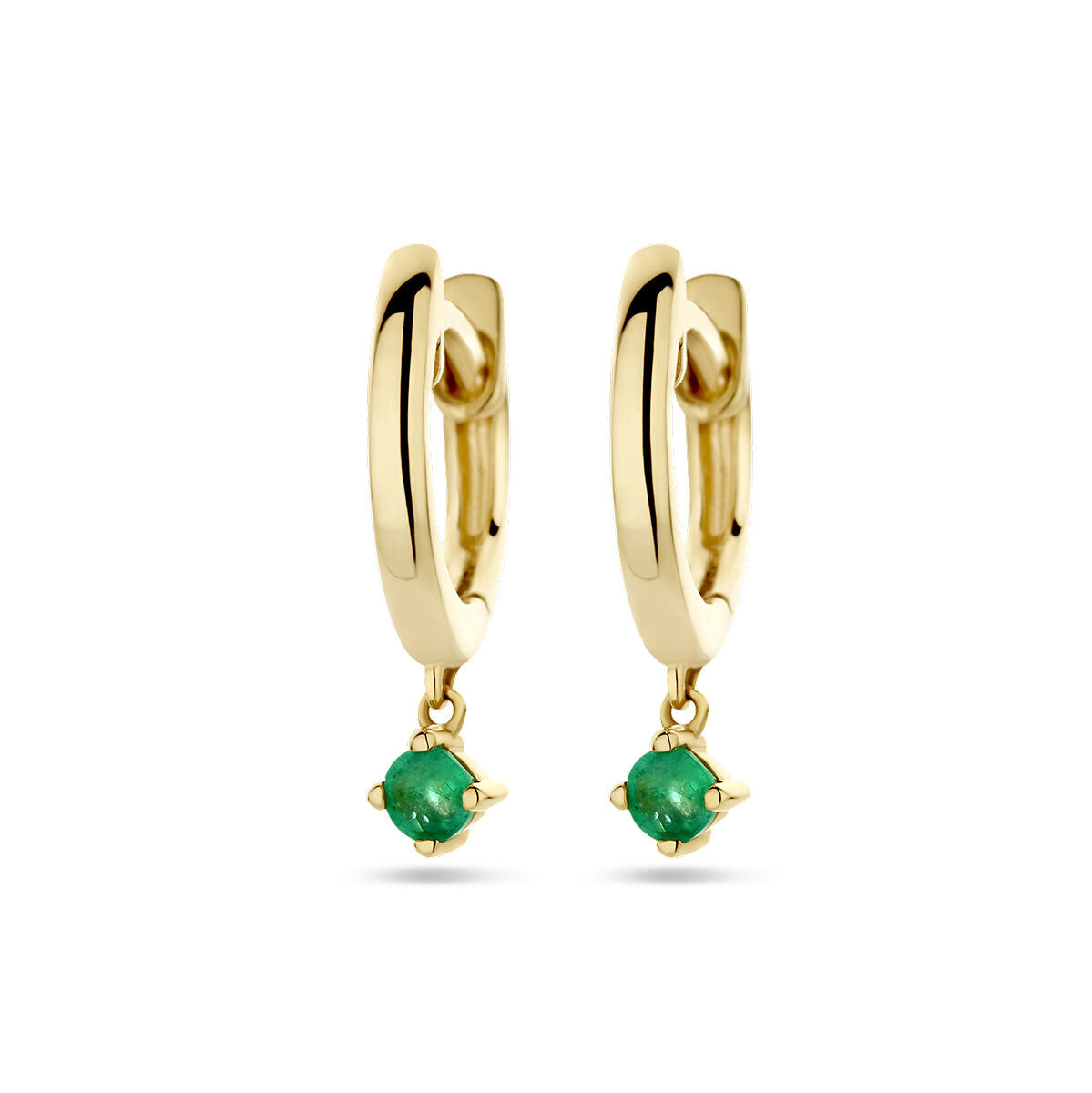 Aros de oro amarillo de 14 quilates con esmeraldas colgantes.