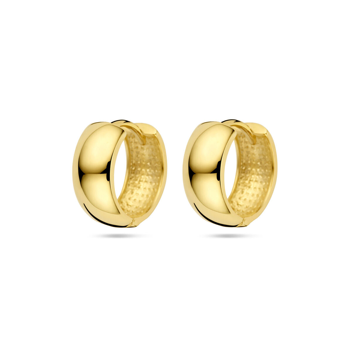 Pendientes de aro de 13 mm en oro amarillo de 14 quilates con acabado pulido.