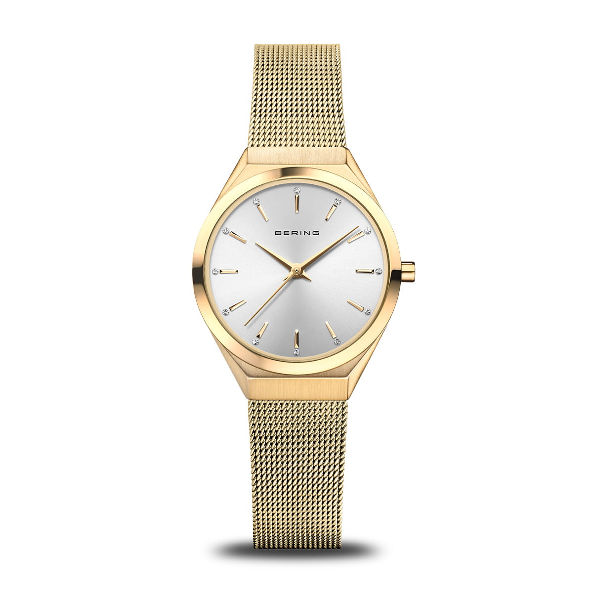Reloj de mujer con esfera blanca, caja dorada y correa de malla dorada.
