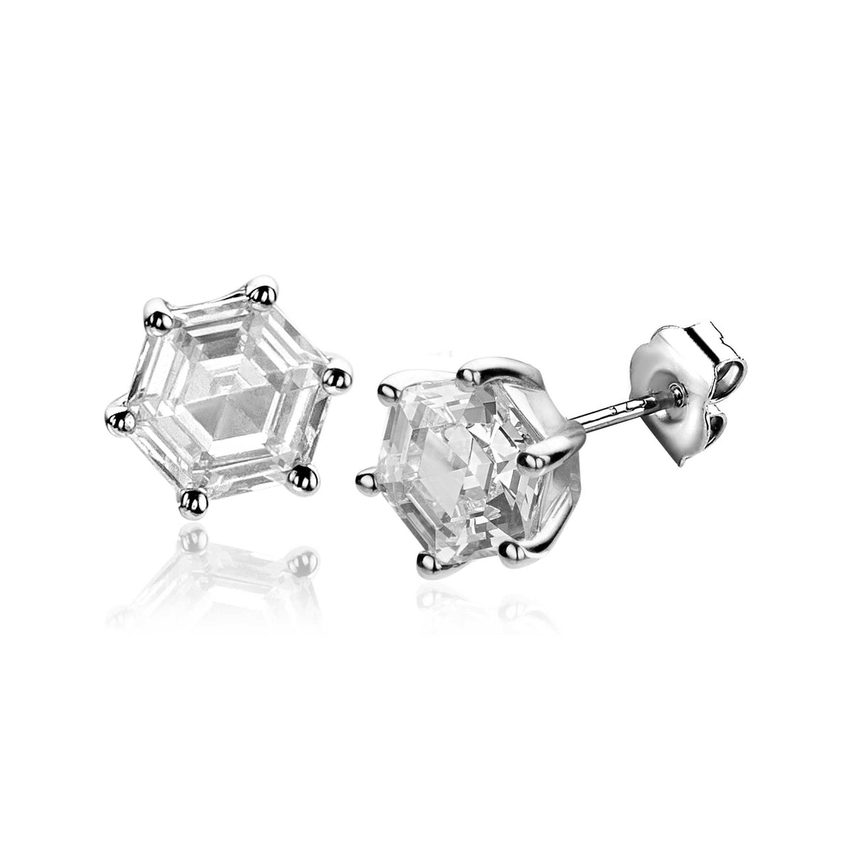 Pendientes de plata con forma octagonal y piedra transparente, fijados con seis garras.