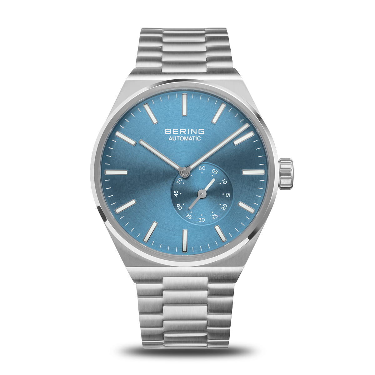Reloj de hombre con esfera azul, correa de acero inoxidable y detalles plateados.