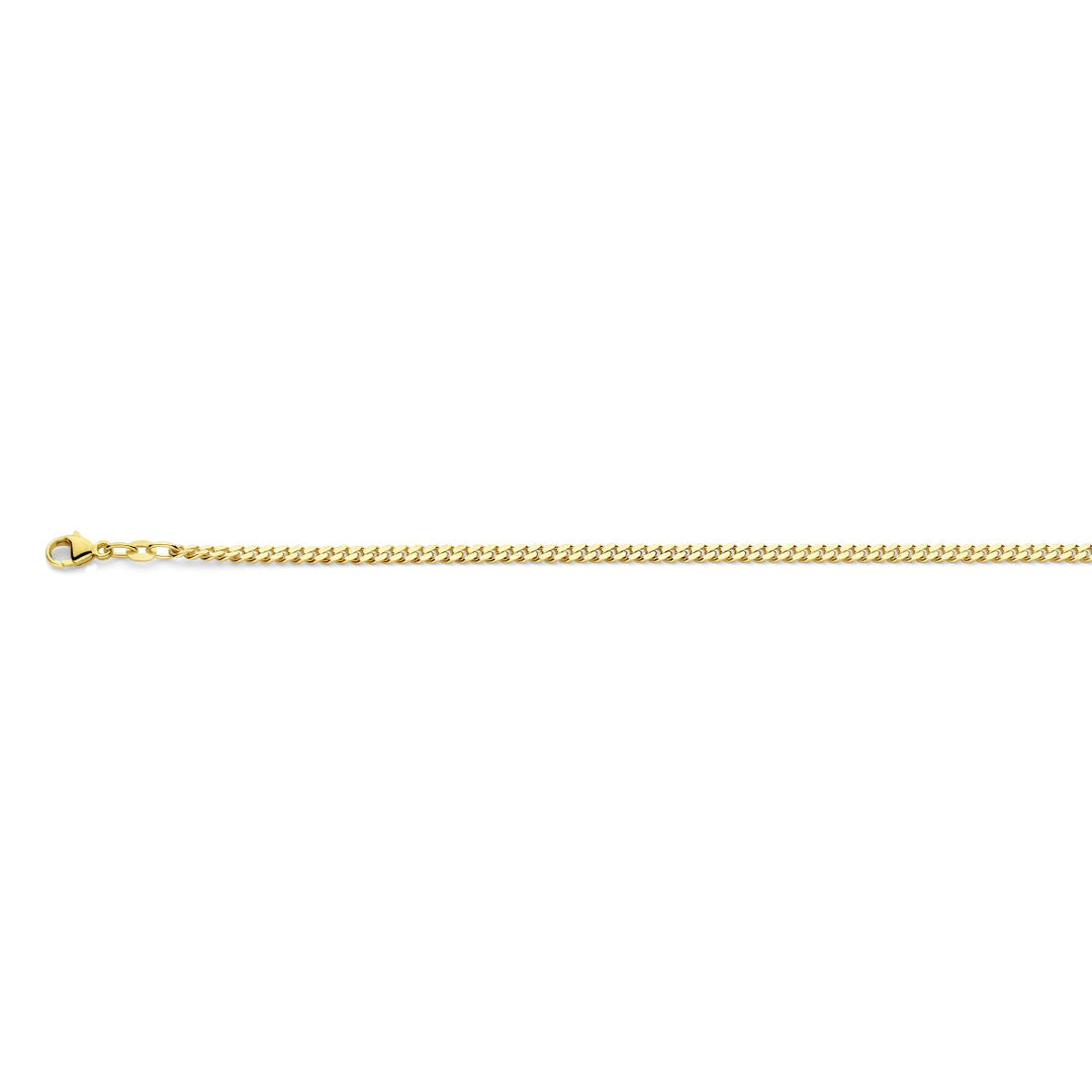 De Van der Kooij Collectie Gouden ketting heren heeft een 2,7 mm massief 14K gourmette schakel, geslepen aan 4 zijdes, en ligt in een rechte lijn op een witte achtergrond.