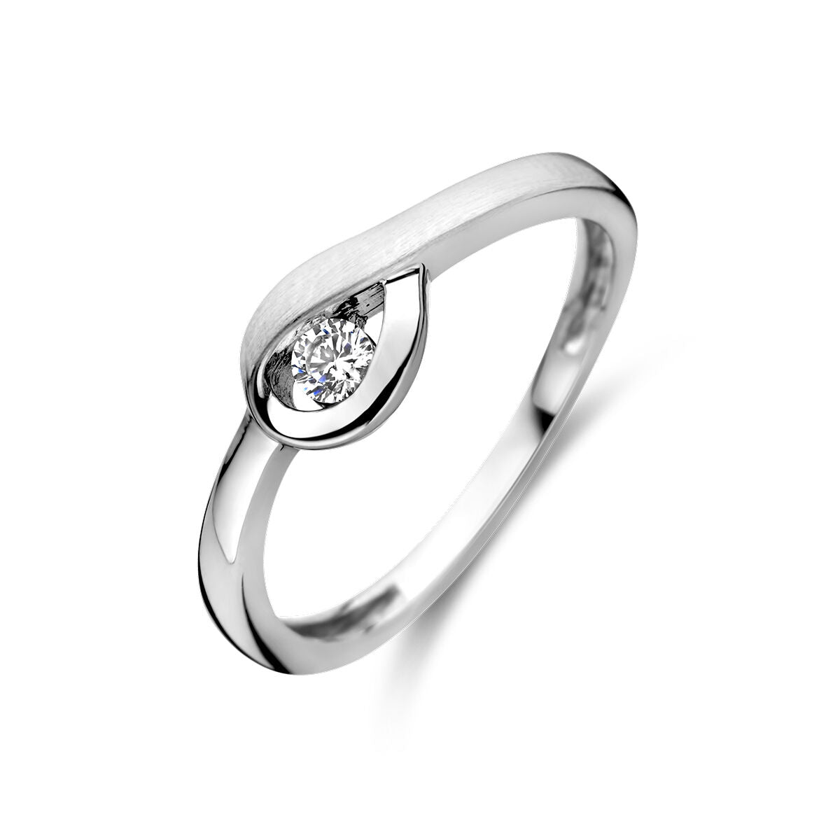 Anillo de plata rodiada con acabado pulido y mate, adornado con una zirconia brillante.