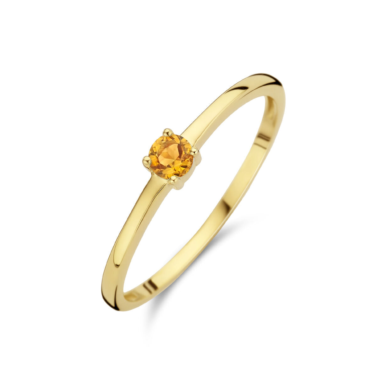 Anillo de oro amarillo de 14 quilates con piedra de nacimiento citrino.