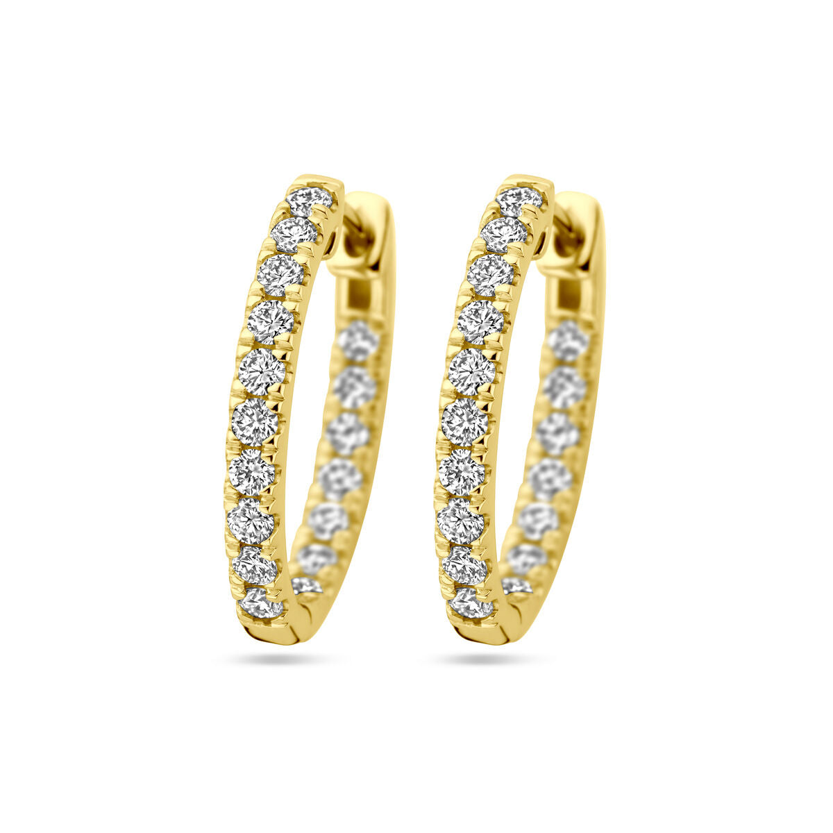 Pendientes de aro en oro amarillo de 14K con diamantes lab grown de 0.96 ct (2x 0.48 ct) en engaste.