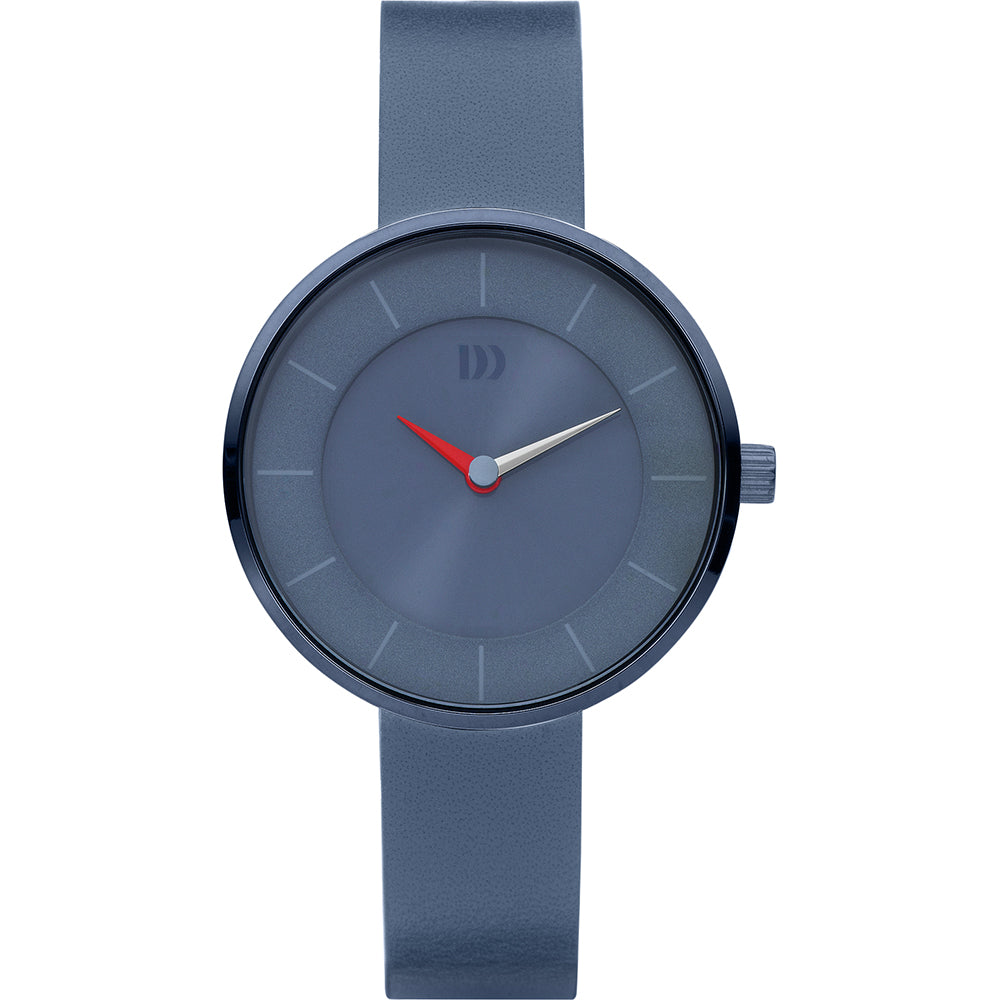 Reloj de esfera redonda en tonos azul y gris, con correa de silicona azul y manecillas en rojo y plateado.