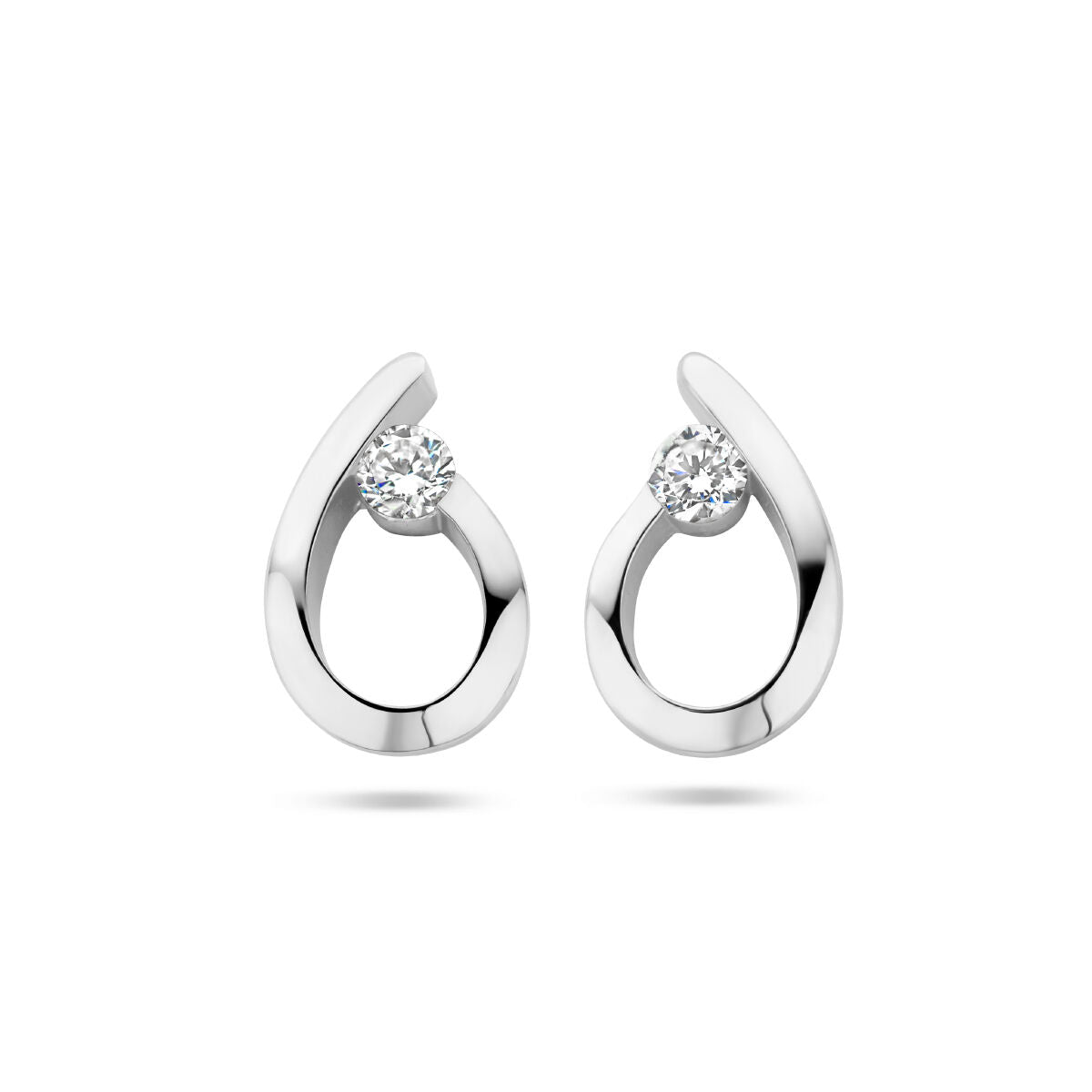 Pendientes de gota de zirconia en plata rodiada con un diseño moderno y brillante.