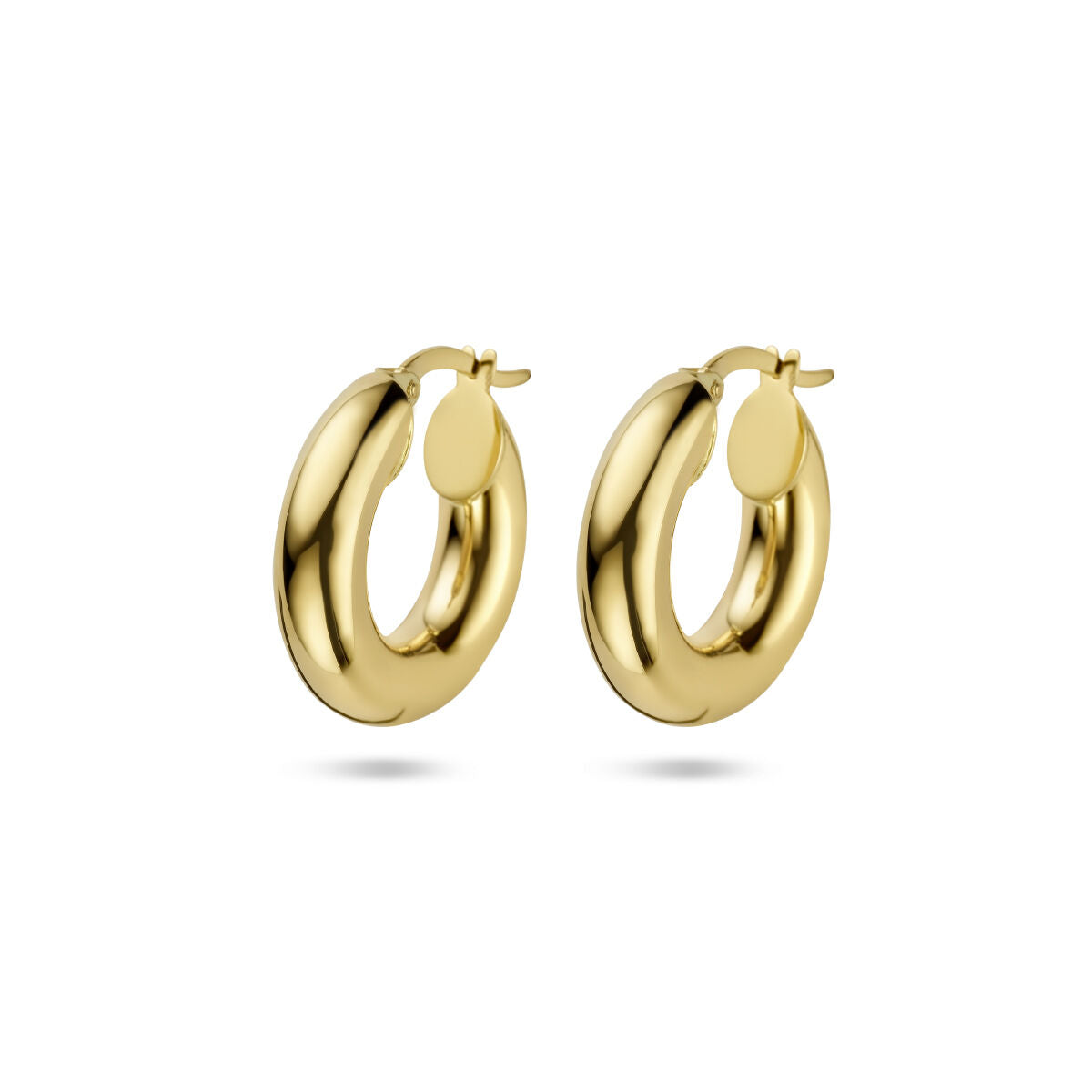 Pendientes de aro de 5,0 mm en oro amarillo de 14 quilates con forma redonda.