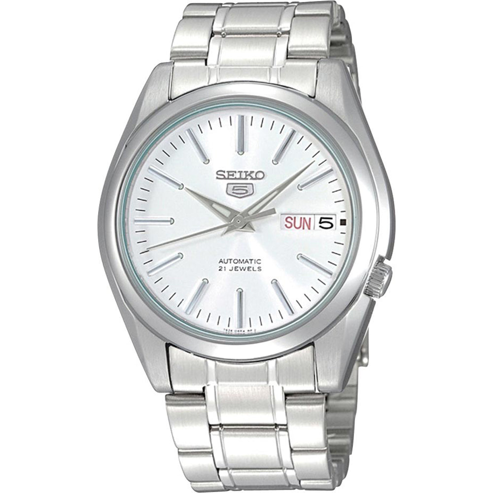 Reloj de hombre Seiko con caja y correa de acero inoxidable, esfera blanca y detalles en plata.