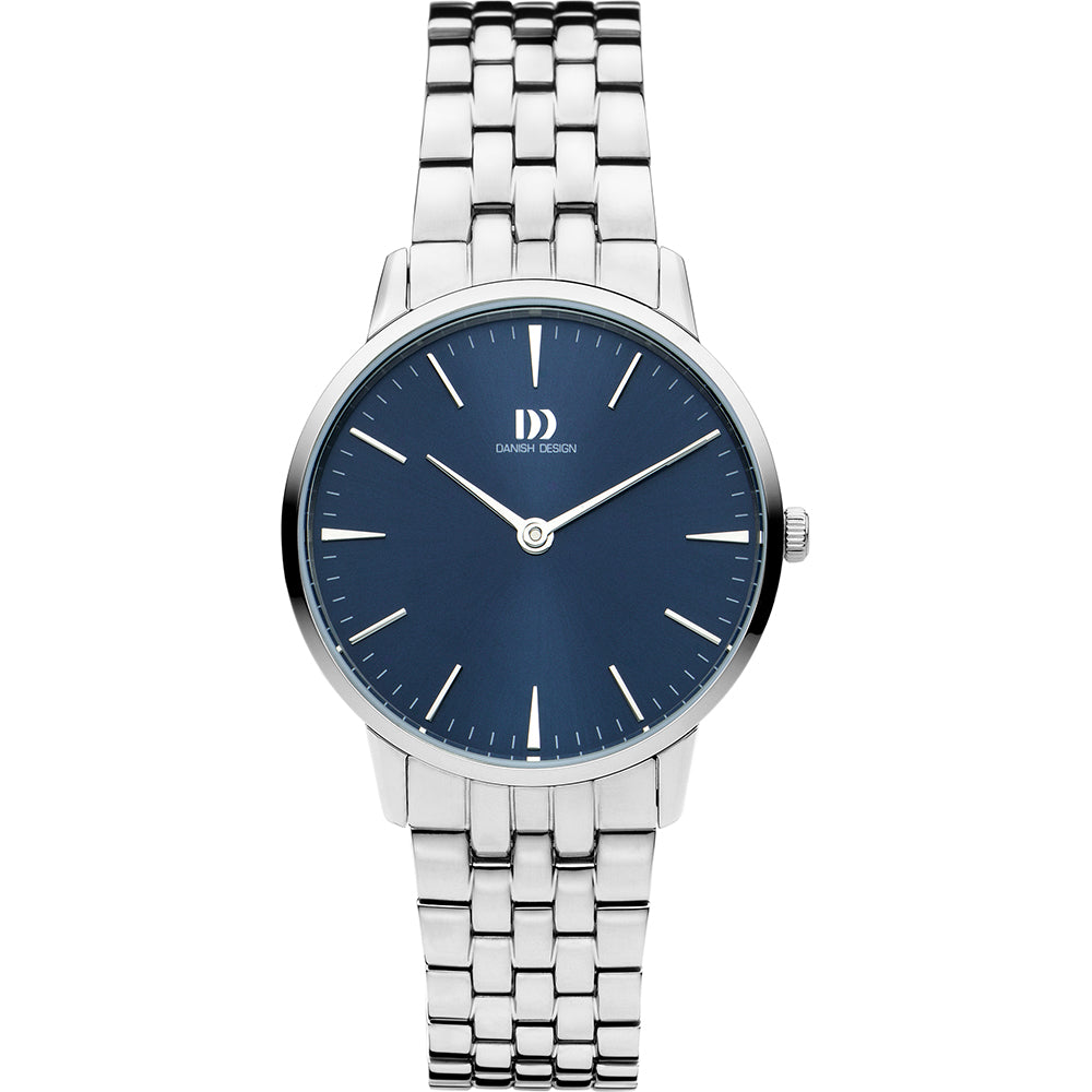 Reloj de esfera azul con correa de malla de acero inoxidable y detalles plateados.