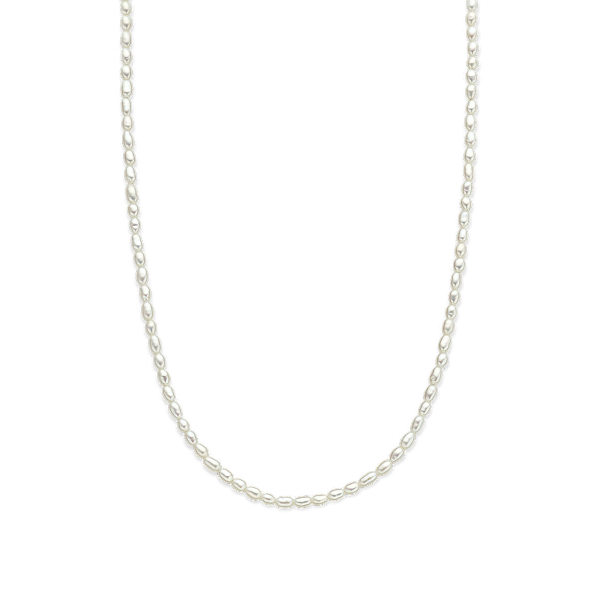 Cadena de plata con perlas, acabada en rodio, de diseño delicado y forma sencilla.