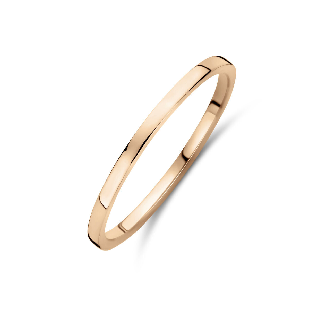 Anillo de oro rosado de 14 quilates, diseño delgado y pulido.