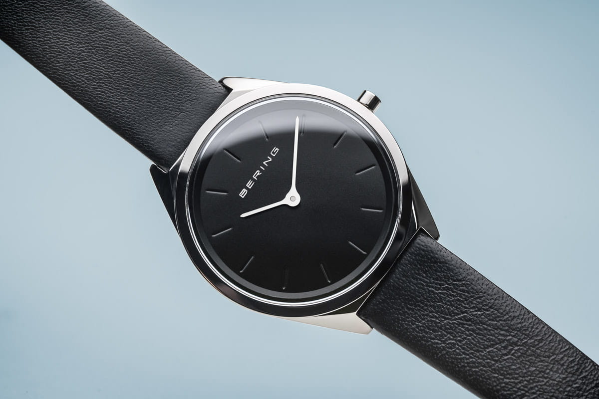 Reloj de mujer esfera negra - 17031-402