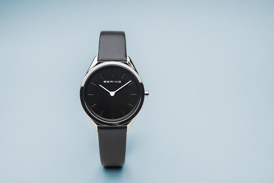 Bering dames horloge zwarte wijzerplaat - 17031-402