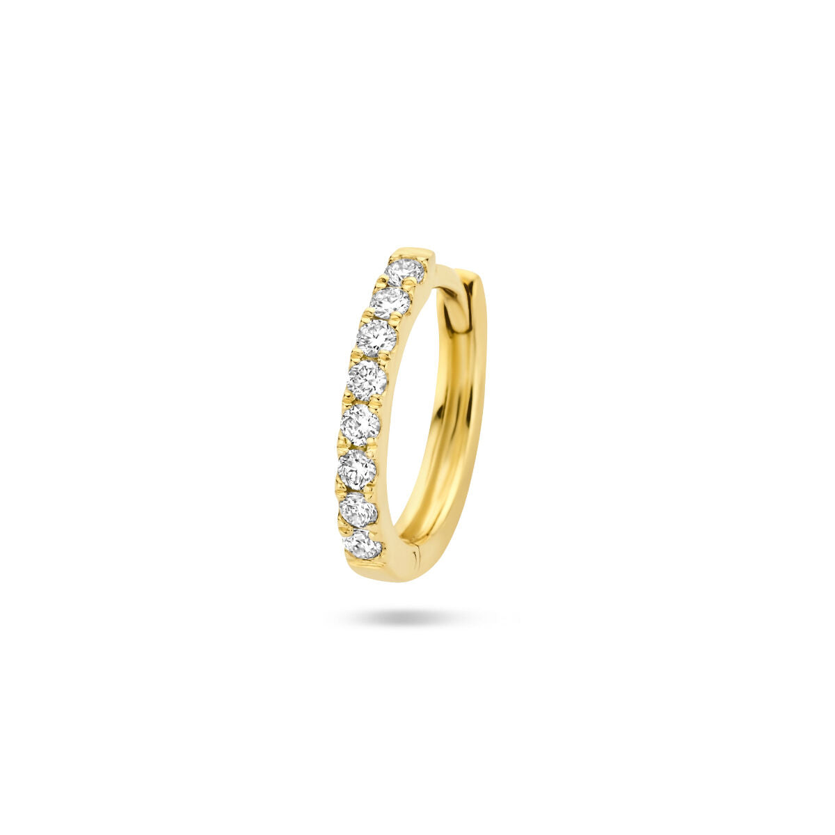 Aro de oro amarillo de 14K con diamantes de 0.075 ct, diseño brillante y elegante.