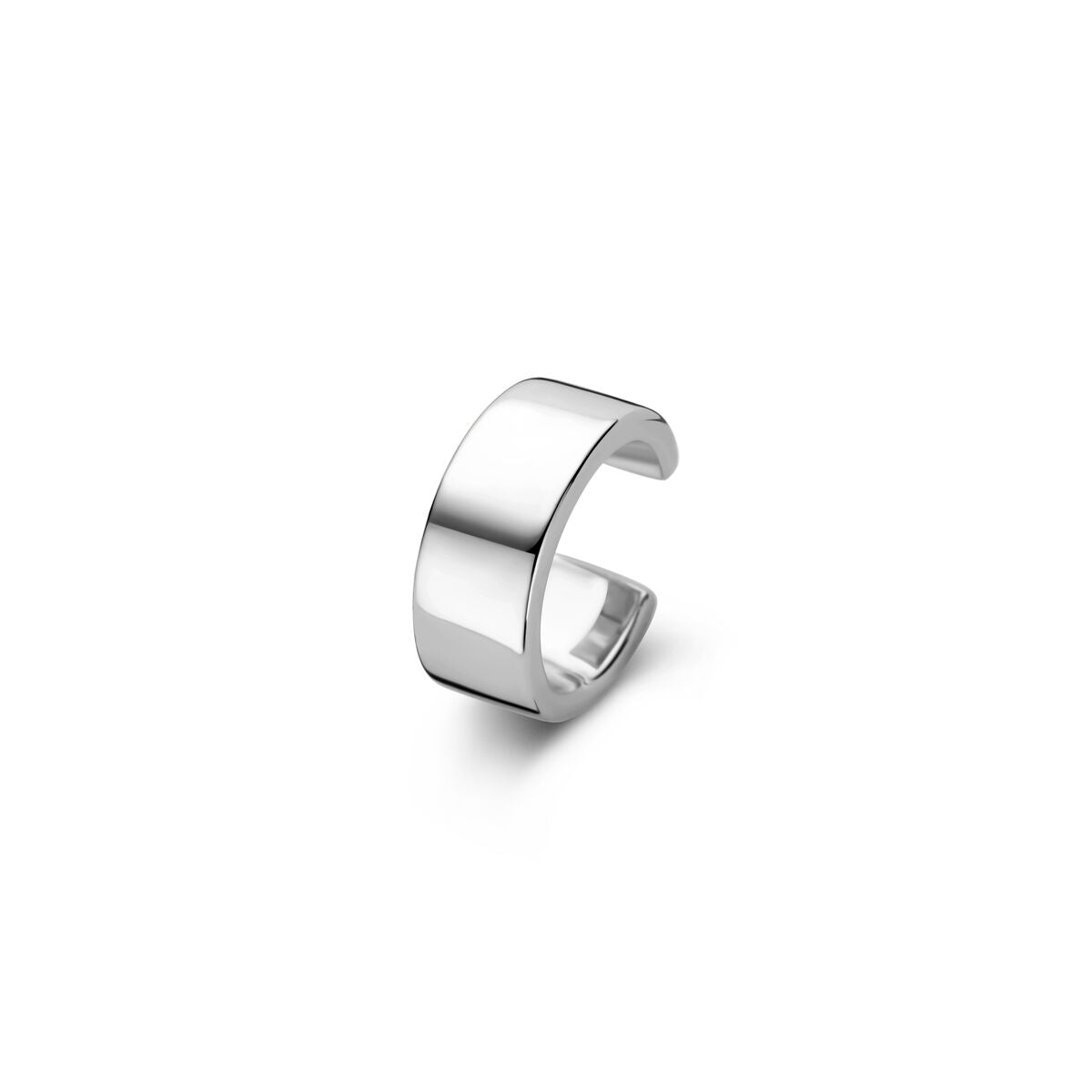 Ear cuff de plata rhodinizada en plata 925, con un diseño liso y moderno.