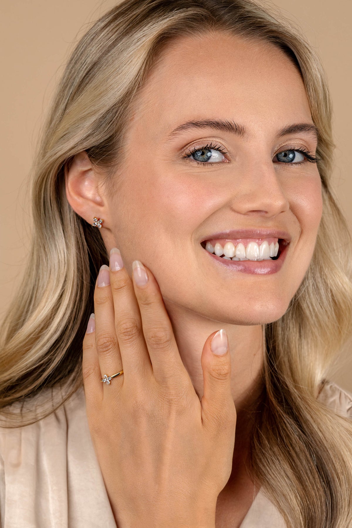 Zinzi pendientes chapado en oro zio2624