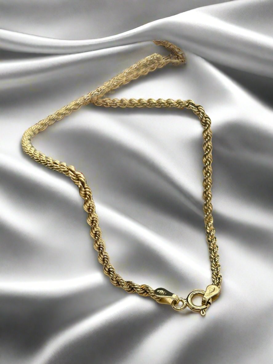 Collar vintage de oro de 14K con diseño trenzado, longitud de 46 cm y cierre de langosta.