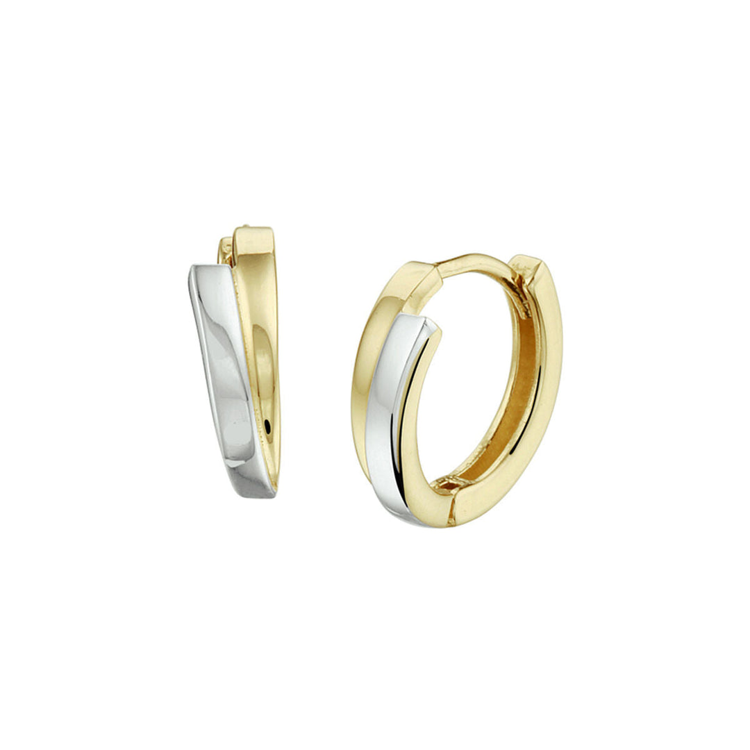Een paar Van der Kooij Collectie klapoorringen bicolor gestift 14K geelgoud, met geelgouden buitenkant en witgouden binnenkant, afgebeeld op een witte achtergrond.