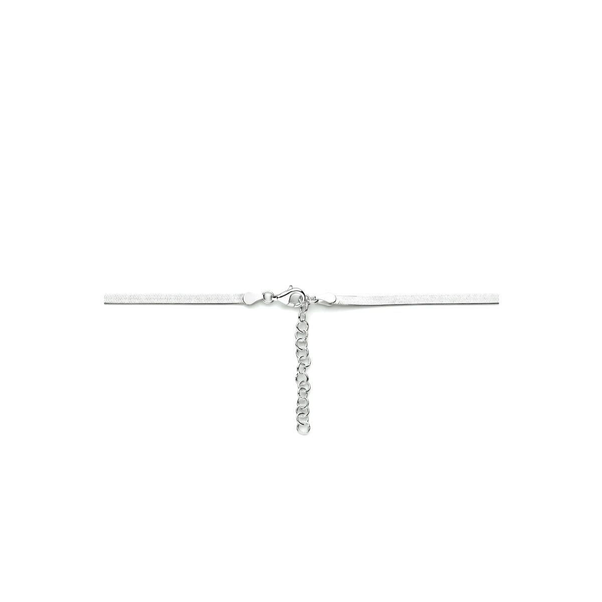 De Van der Kooij Collectie collier slang plat, 3,3 mm breed in gerhodineerd zilver met een karabijn sluiting en 40 + 5 cm verstelbare lengte is afgebeeld tegen een effen witte achtergrond.