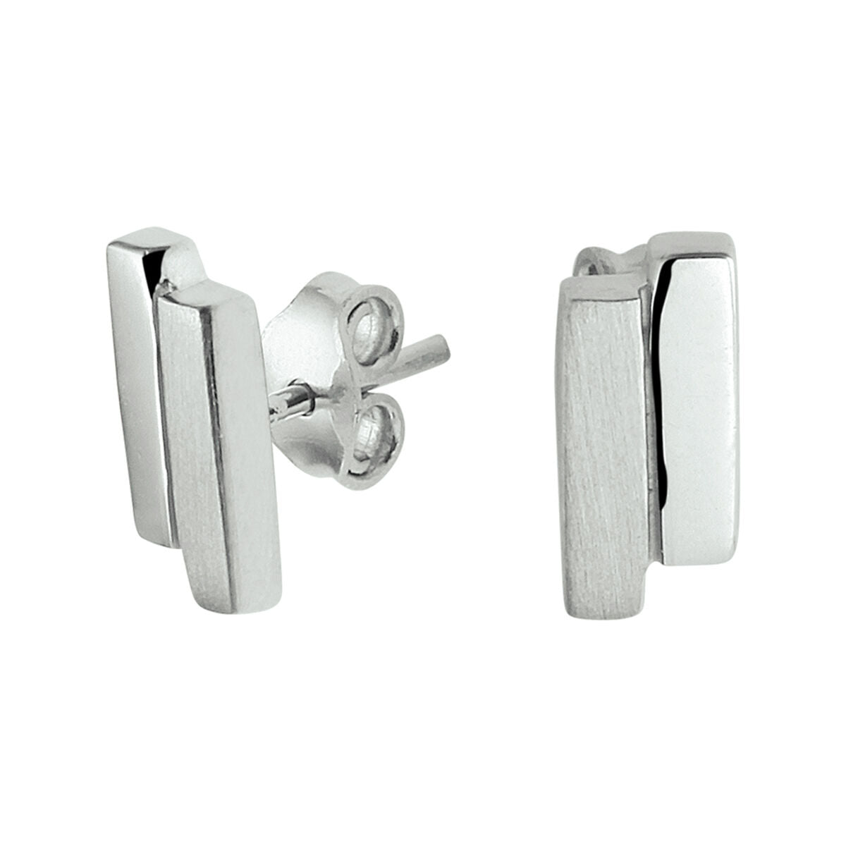 Pendientes de plata rodiada con diseño rectangular y acabado brillante y mate.