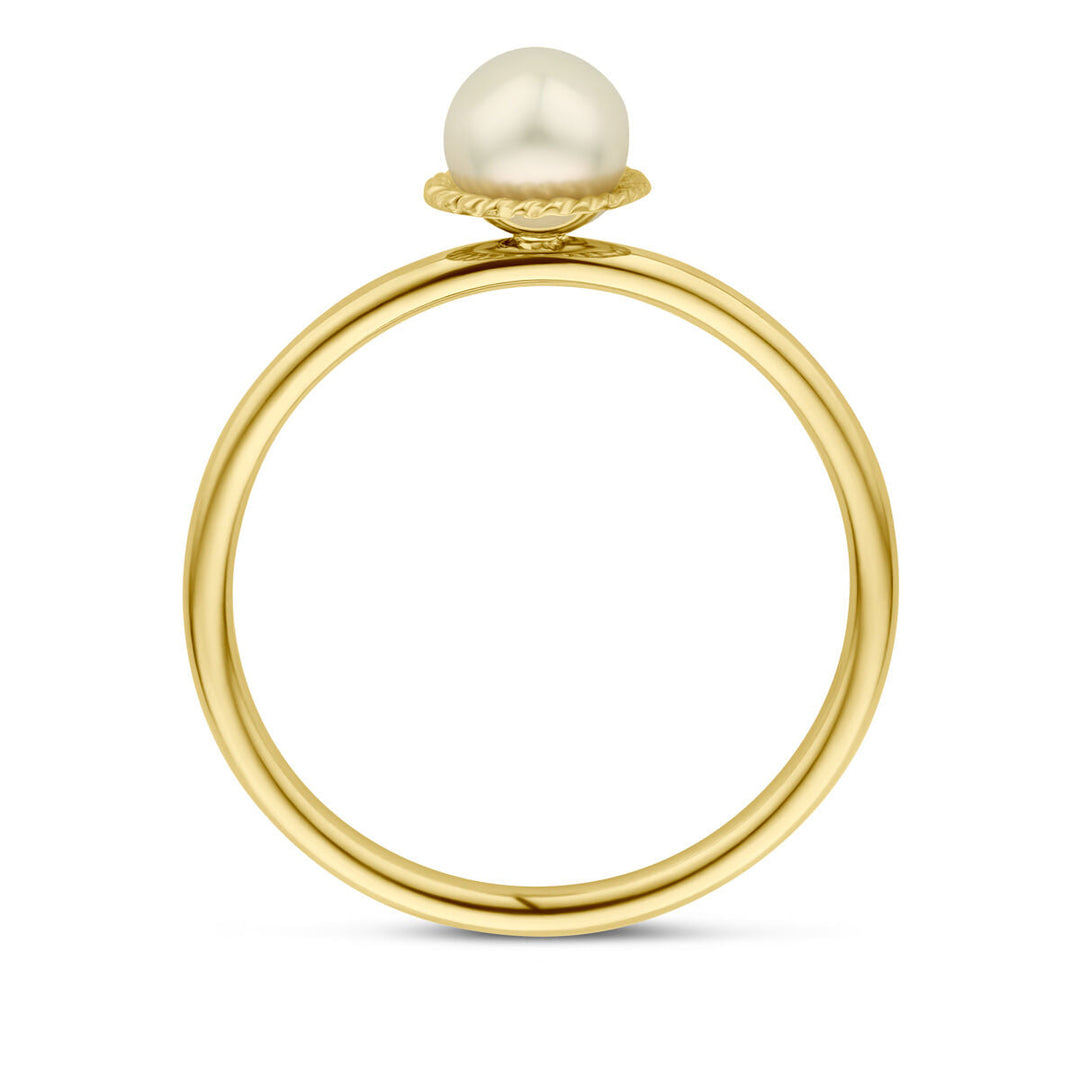 De Ring Parel 14K Geelgoud van Van der Kooij Collectie heeft een enkele ronde zoetwaterparel gezet in een gedraaid gouden ontwerp, dat een eenvoudige, elegante en minimalistische stijl biedt.
