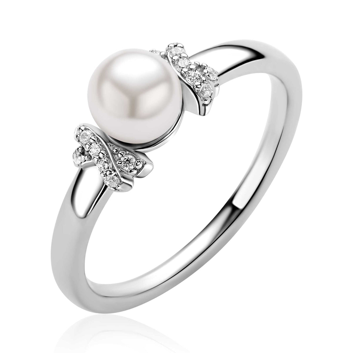 Anillo de plata con una perla blanca y detalles de circonitas.