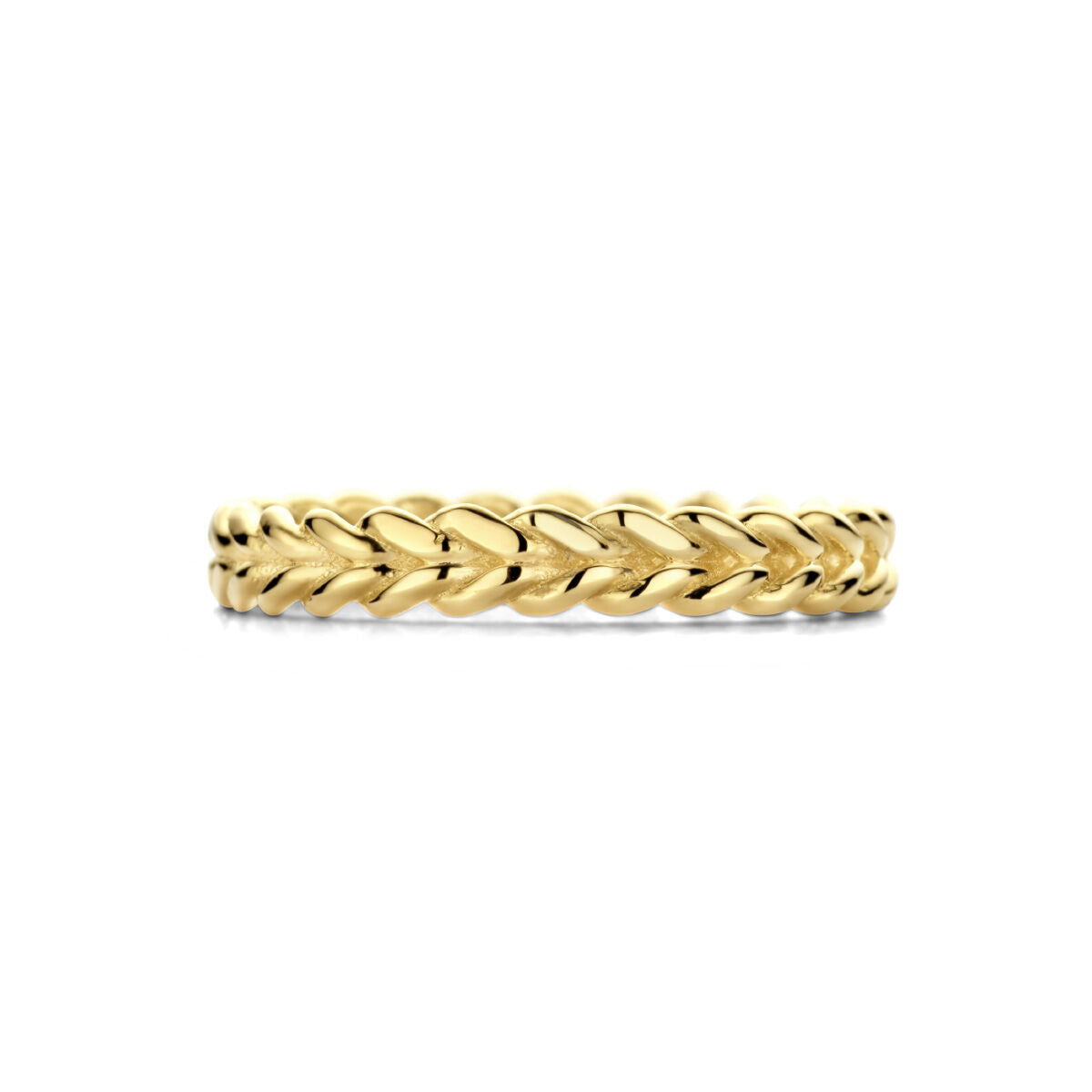 Een ring 14K geelgoud van Van der Kooij Collectie met een gevlochten ontwerp van 3mm breed, gefotografeerd op een witte achtergrond.