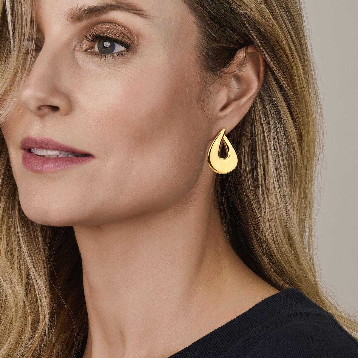 Aros chapados en oro de plata 37,5 mm – elegante declaración en color dorado