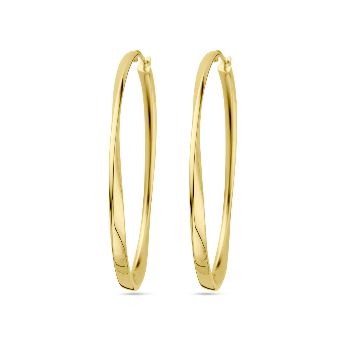 Aros de oro amarillo de 14 quilates con un diseño liso y elegante.
