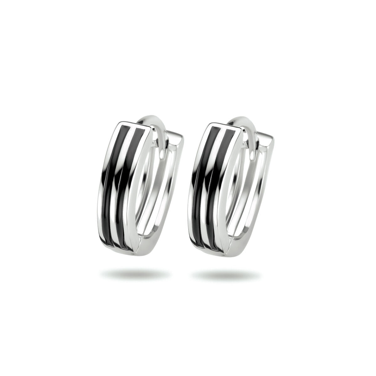 Pendientes de aro plateados con acabado en rodio y diseño de franjas.