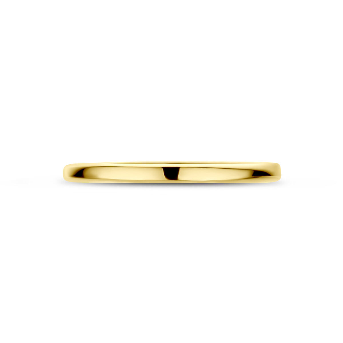 De ring 14K geelgoud uit de Van der Kooij Collectie heeft een gladde, afgeronde band en straalt minimalistische elegantie uit. Deze damesring is stijlvol afgebeeld tegen een effen witte achtergrond.