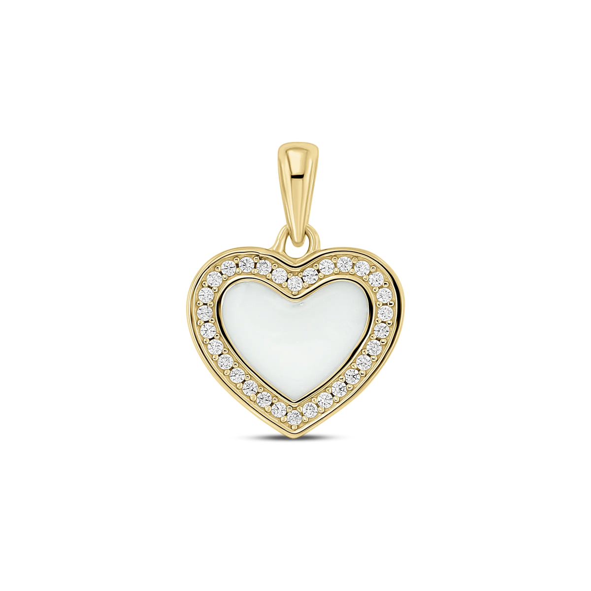 Colgante en forma de corazón, con base blanca y rodeado de circonitas brillantes, en acabado dorado.
