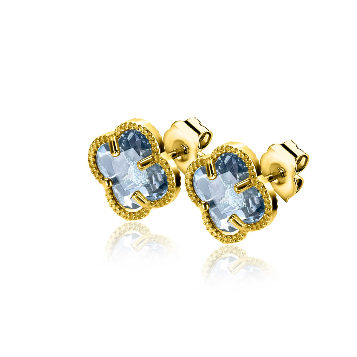 Pendientes de aro dorados con forma de flor y piedra azul clara en el centro.