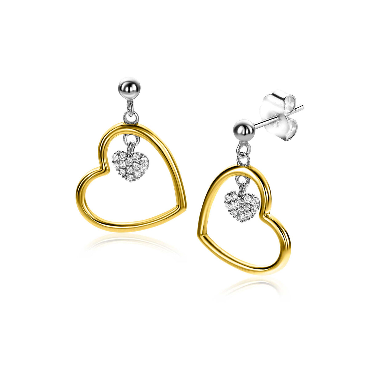Pendientes de corazón en plata con baño de oro y charm de corazón con piedras brillantes.