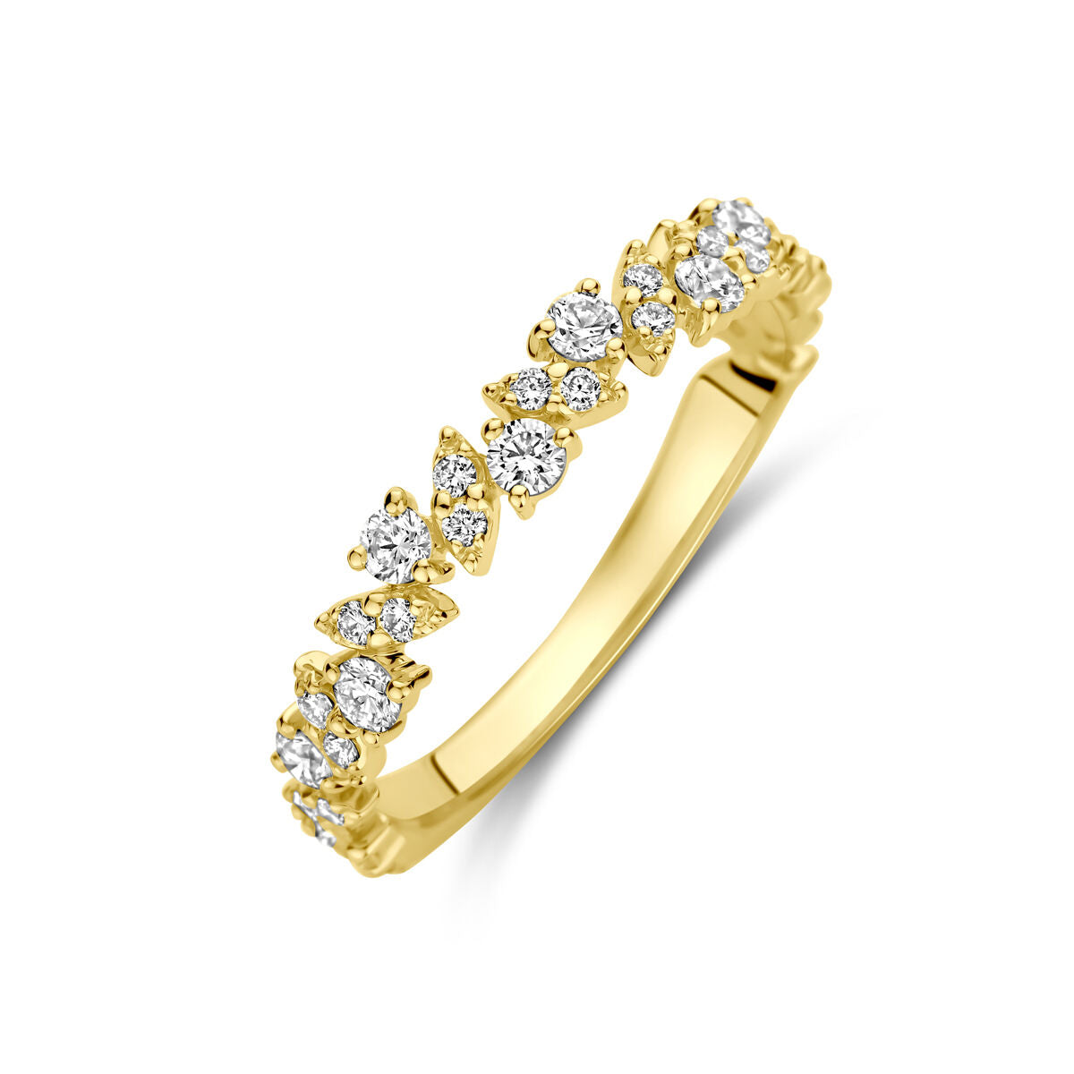 Anillo de oro amarillo de 14K con diamantes de 0.49 ct en forma de pera.