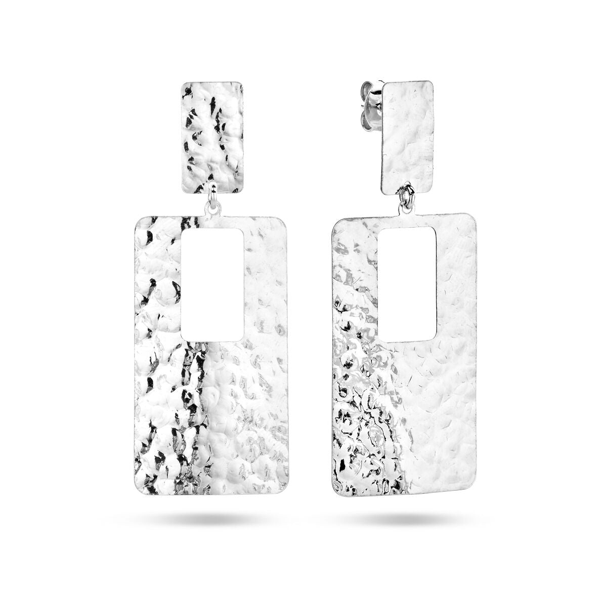 pendientes rectangulares martillados de plata rodiada