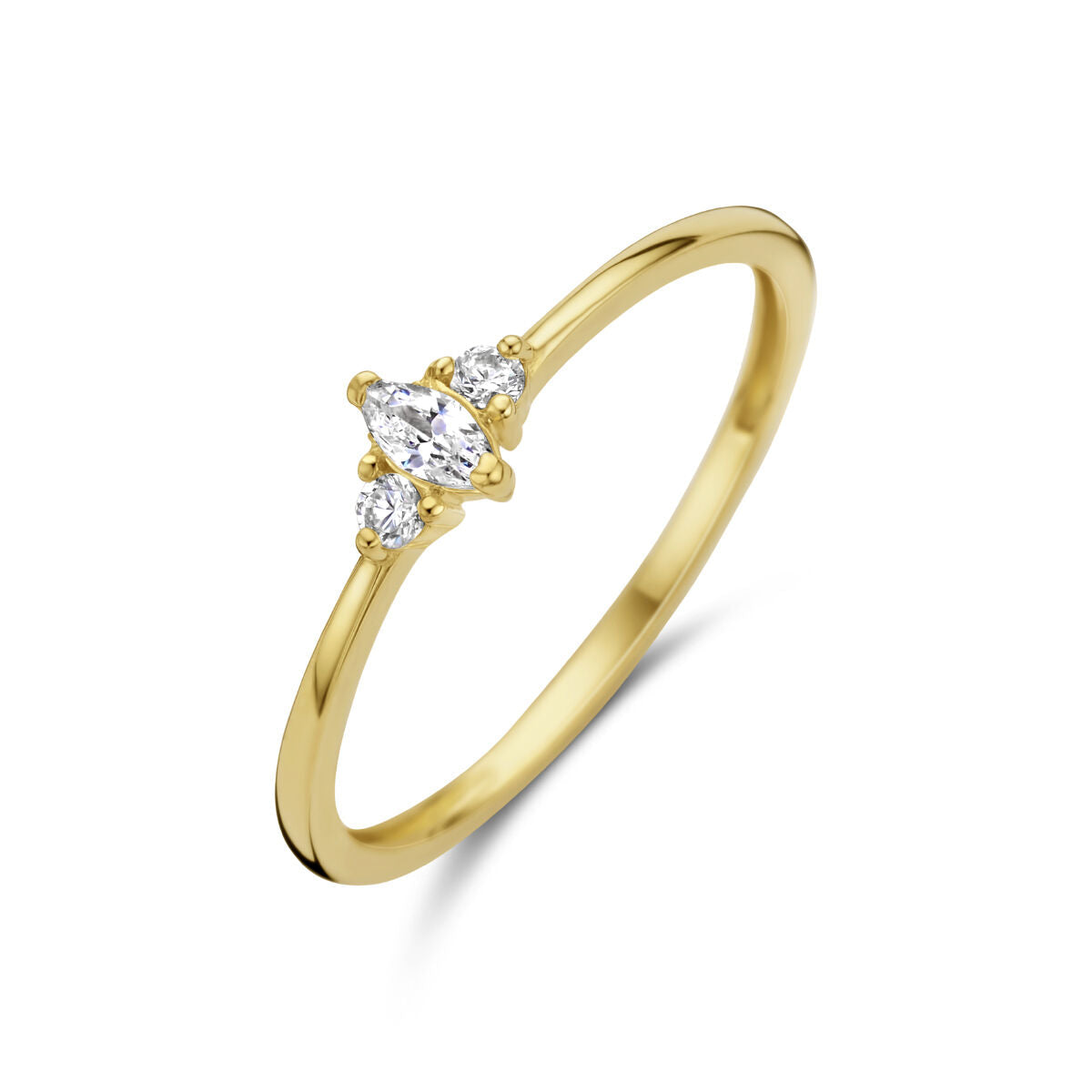 Anillo trilogía de zirconia en oro amarillo de 14K con tres piedras brillantes.